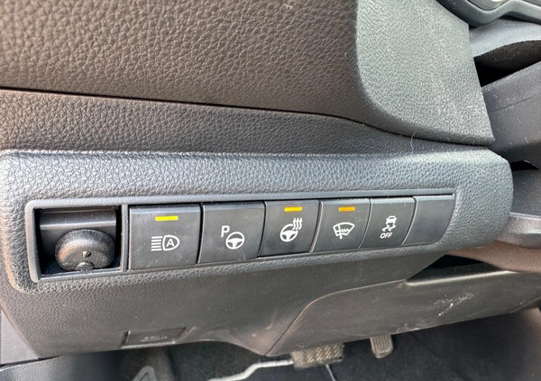 Toyota Corolla cena 97170 przebieg: 46000, rok produkcji 2019 z Olsztyn małe 154